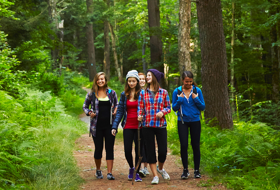 10 Benefits of Traveling for Care