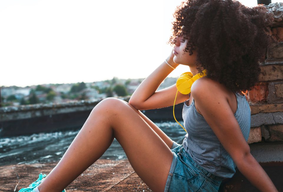 Why Young People Feel Lonely in Summer