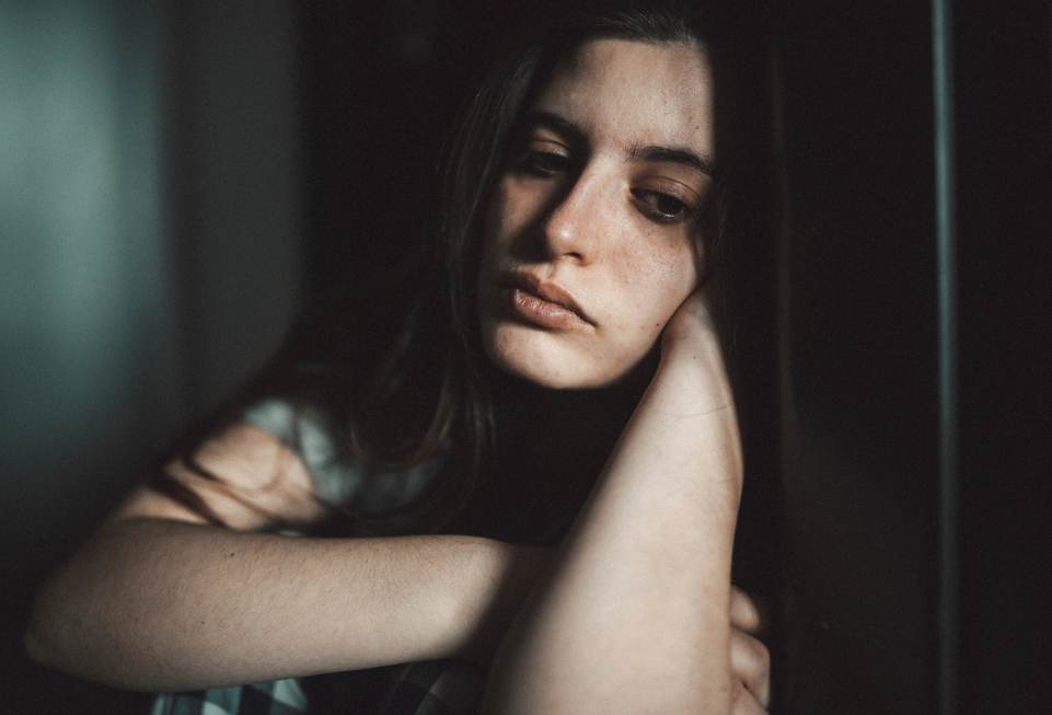 What Psychosis Feels Like: Early Signs, Lived Experience, and How to Get Help